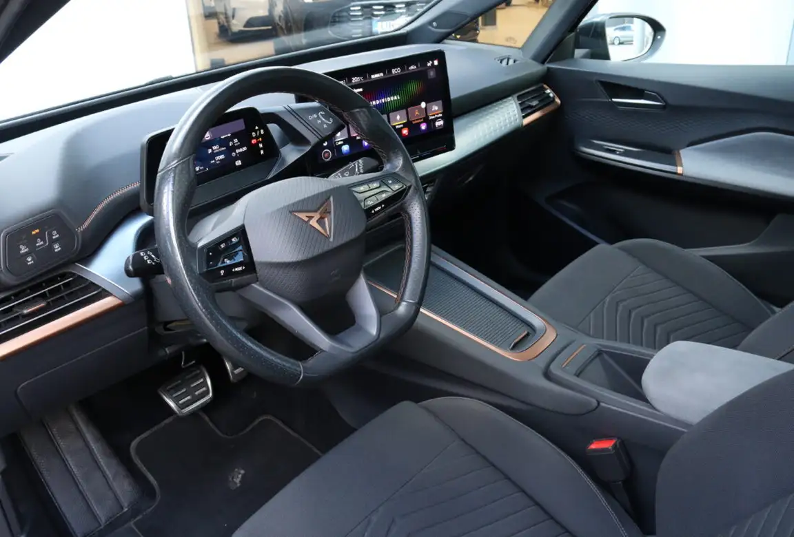 CUPRA BORN