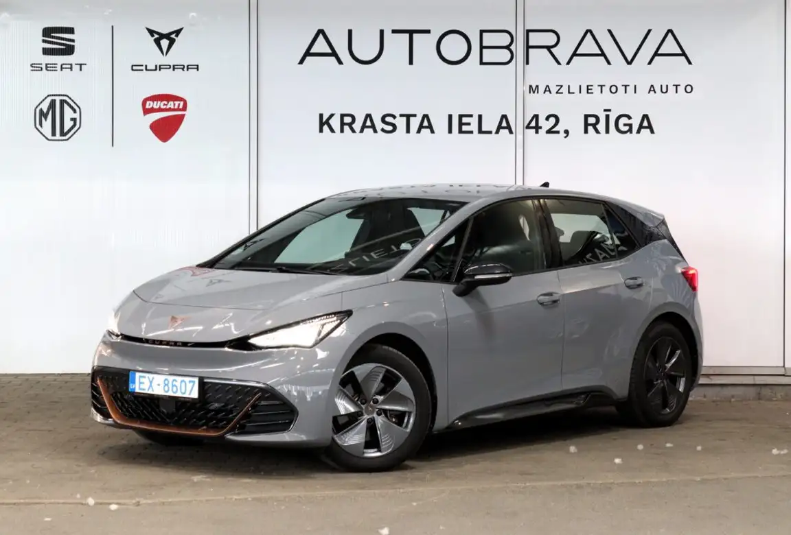 CUPRA BORN
