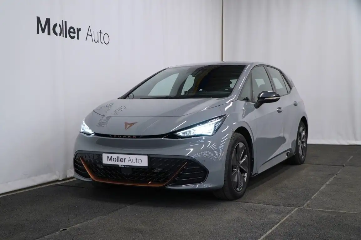 CUPRA BORN