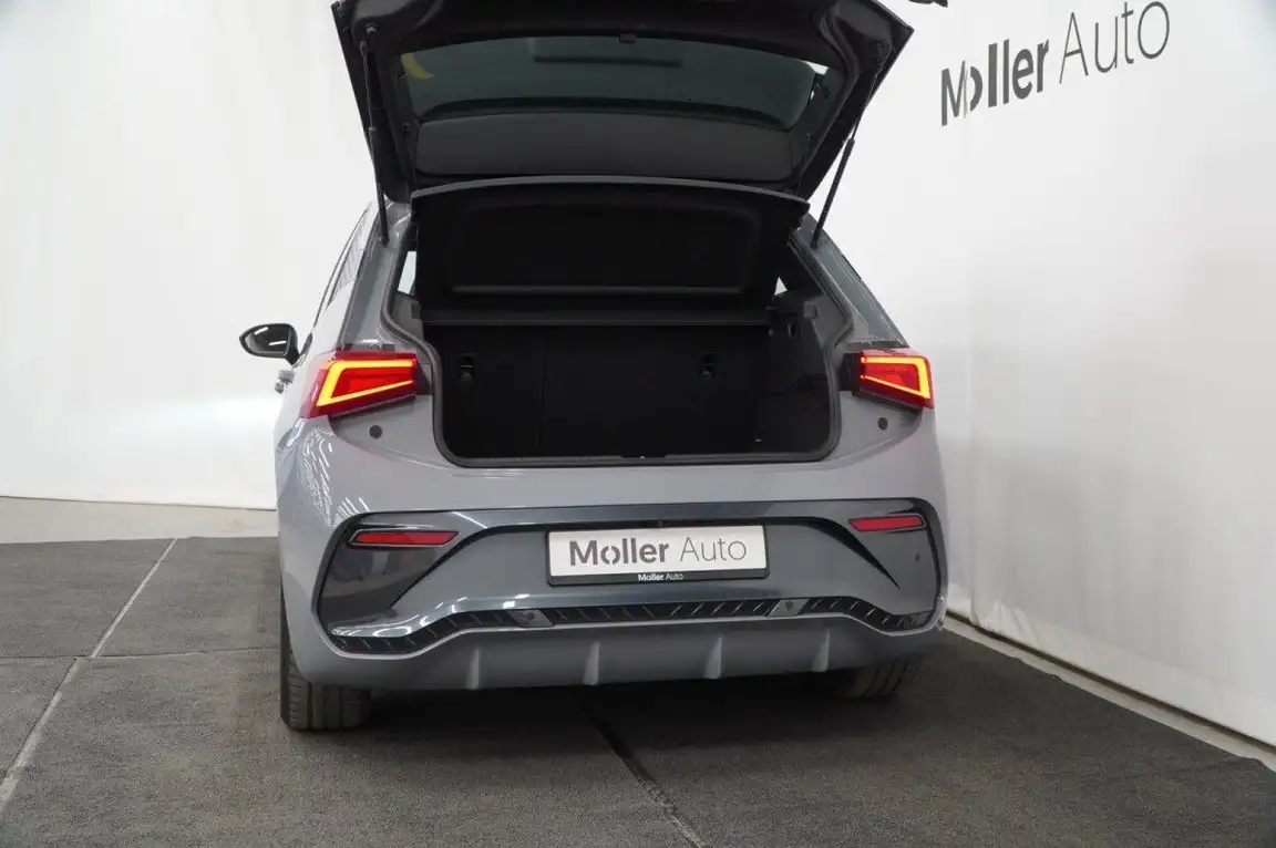 CUPRA BORN
