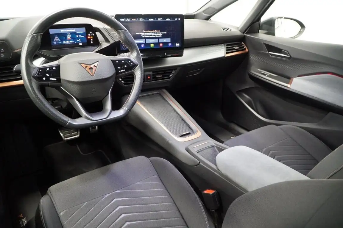 CUPRA BORN