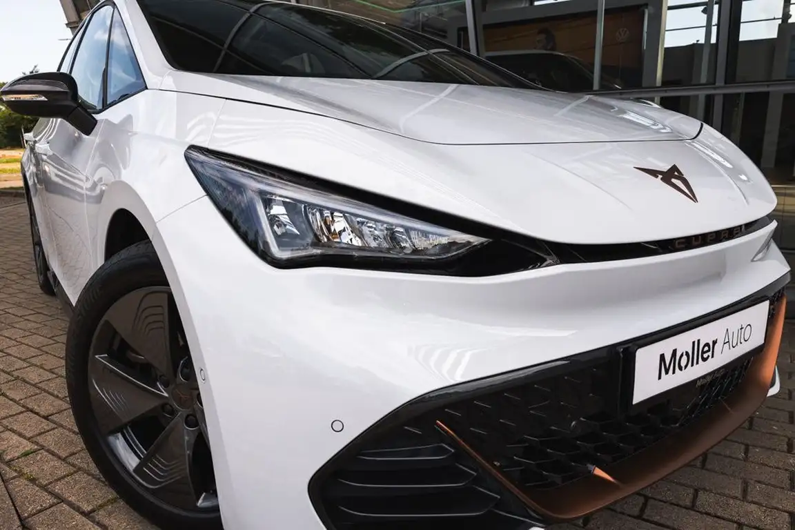 CUPRA BORN