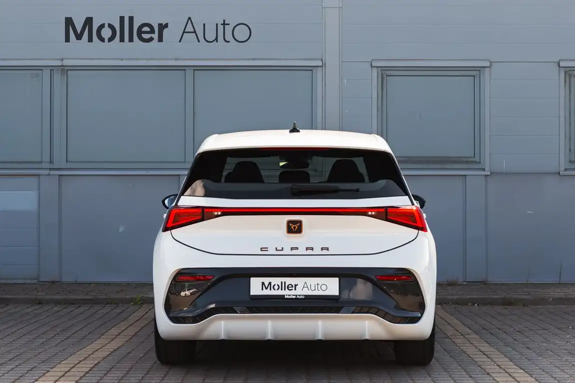 CUPRA BORN