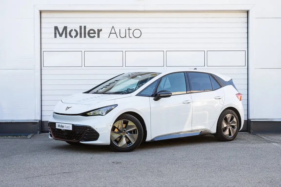 CUPRA BORN