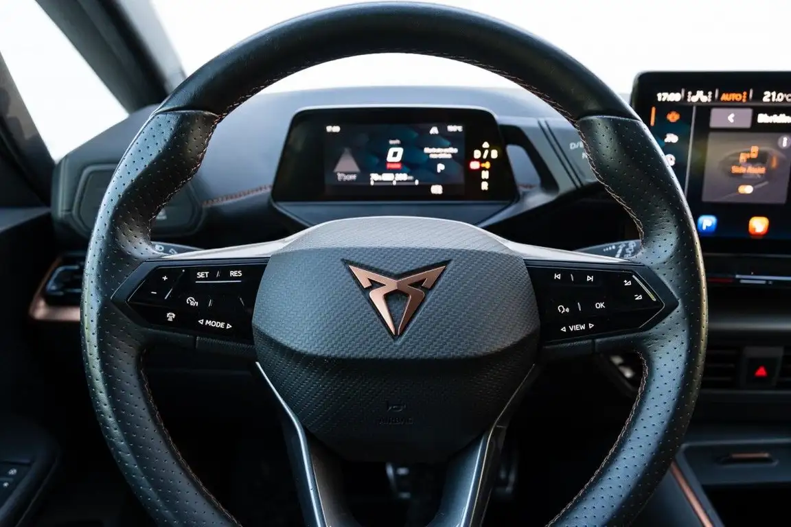 CUPRA BORN