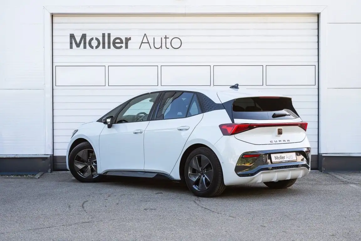 CUPRA BORN