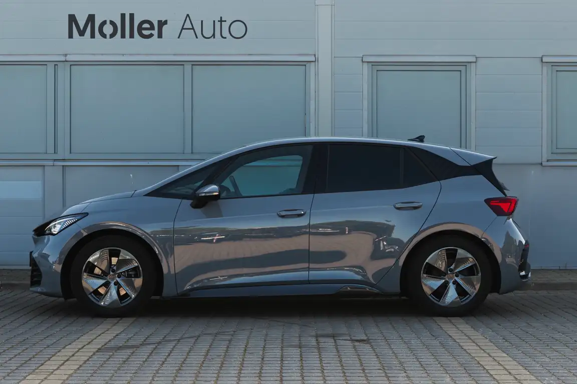CUPRA BORN