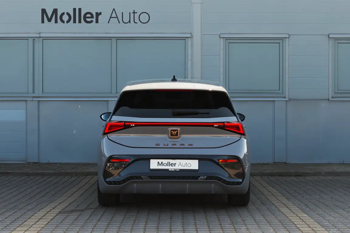 CUPRA BORN
