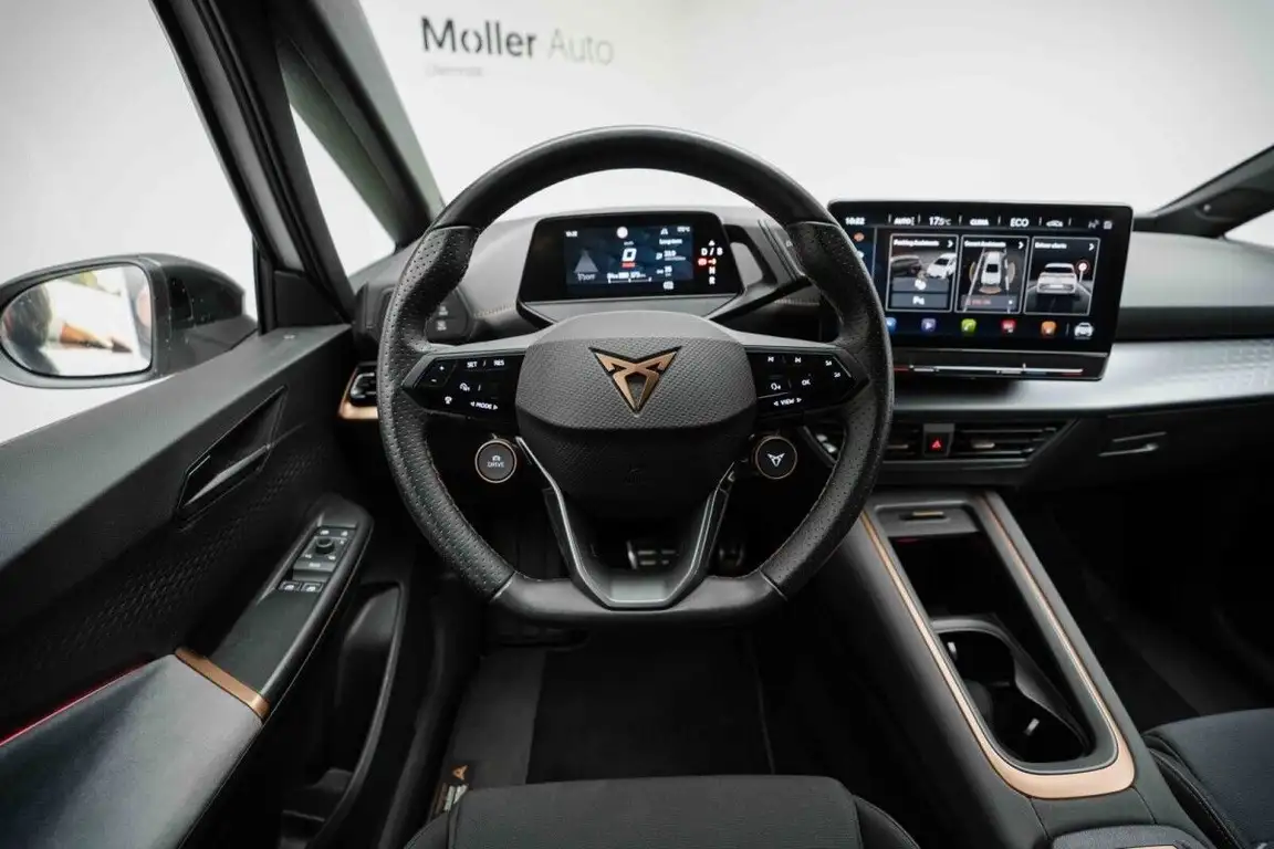 CUPRA BORN