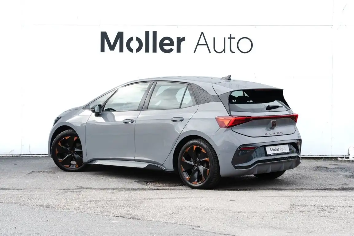 CUPRA BORN