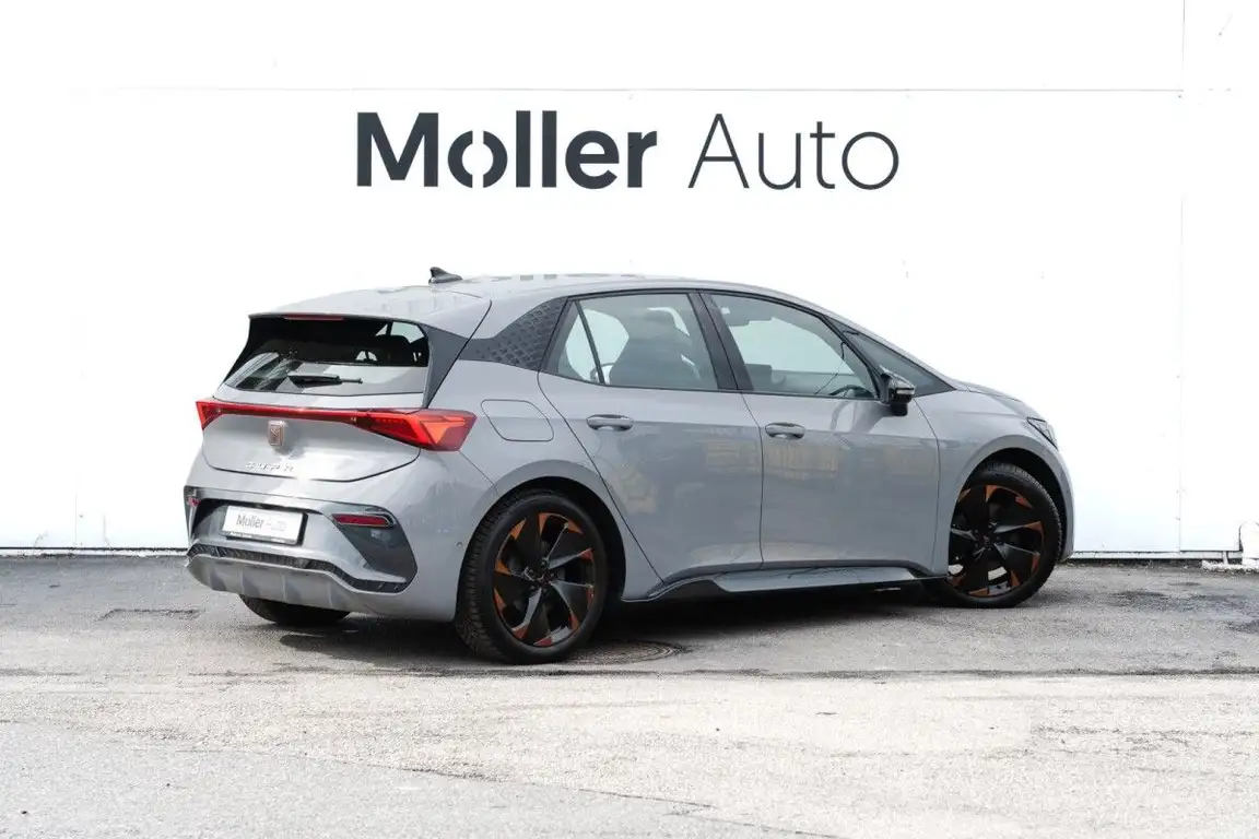 CUPRA BORN