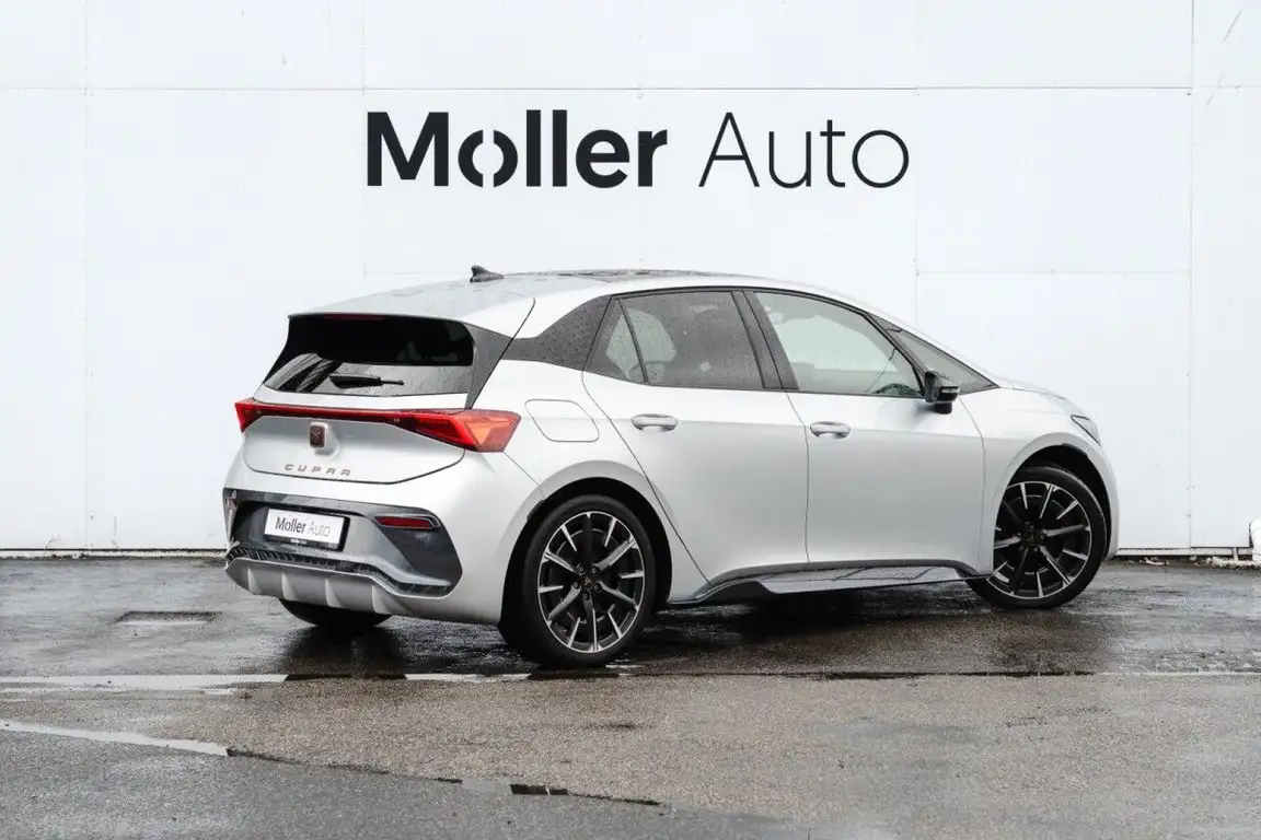 CUPRA BORN