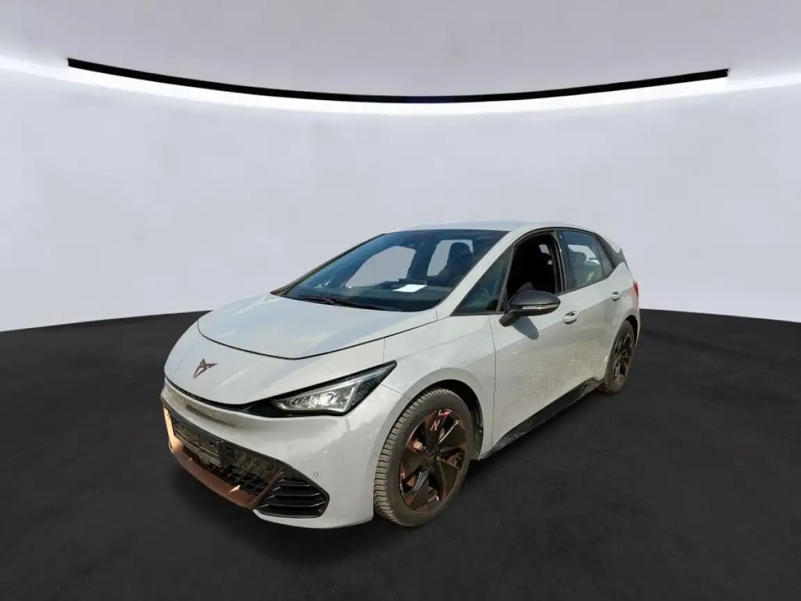 CUPRA BORN
