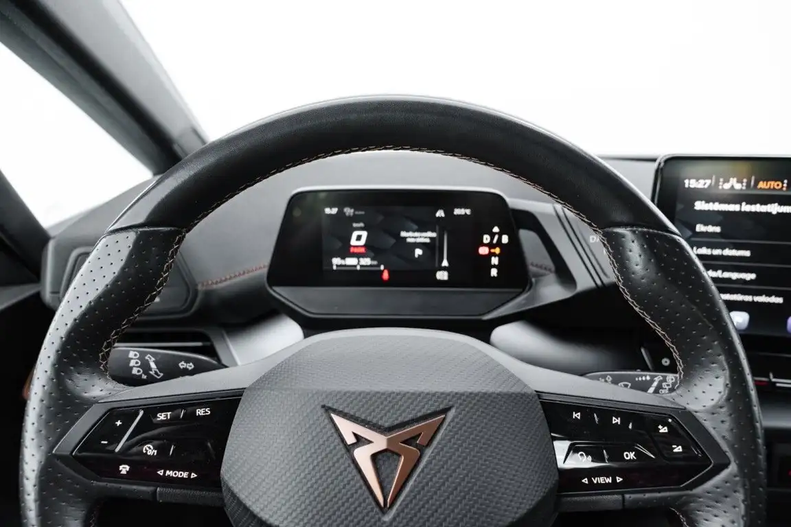 CUPRA BORN