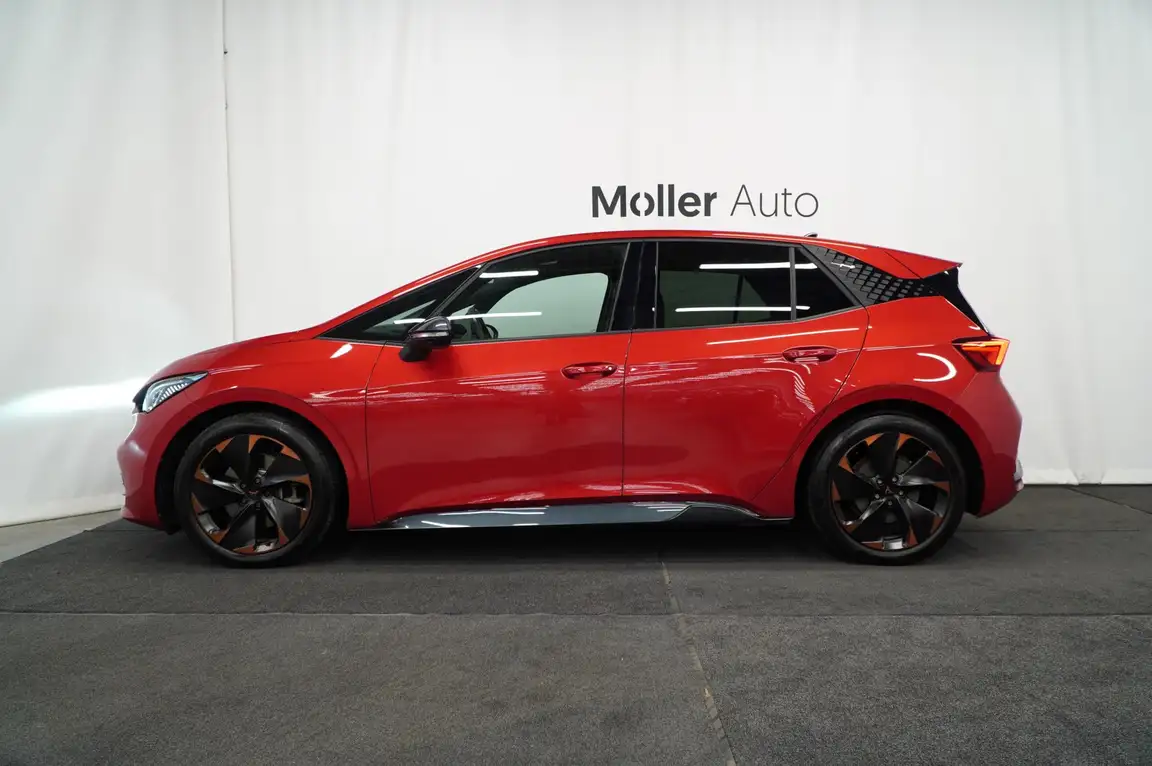 CUPRA BORN