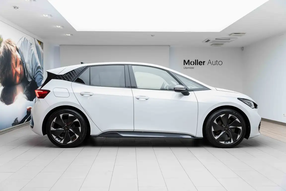 CUPRA BORN