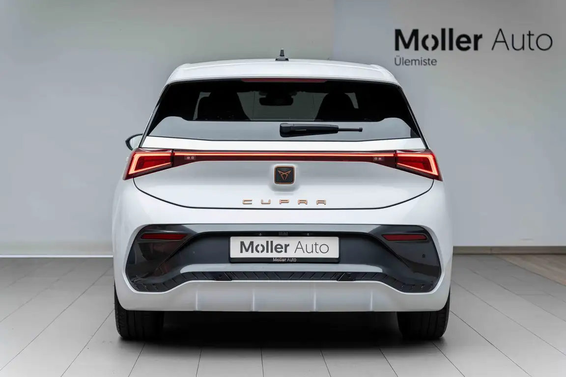 CUPRA BORN