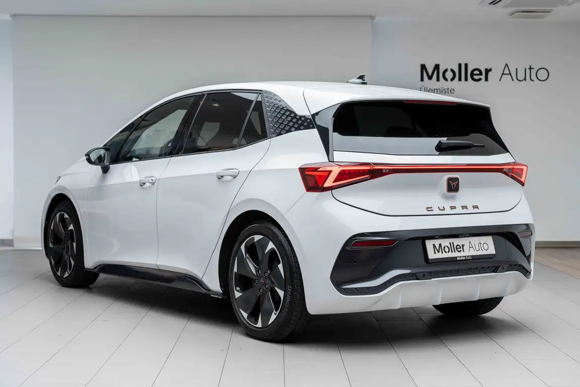 CUPRA BORN