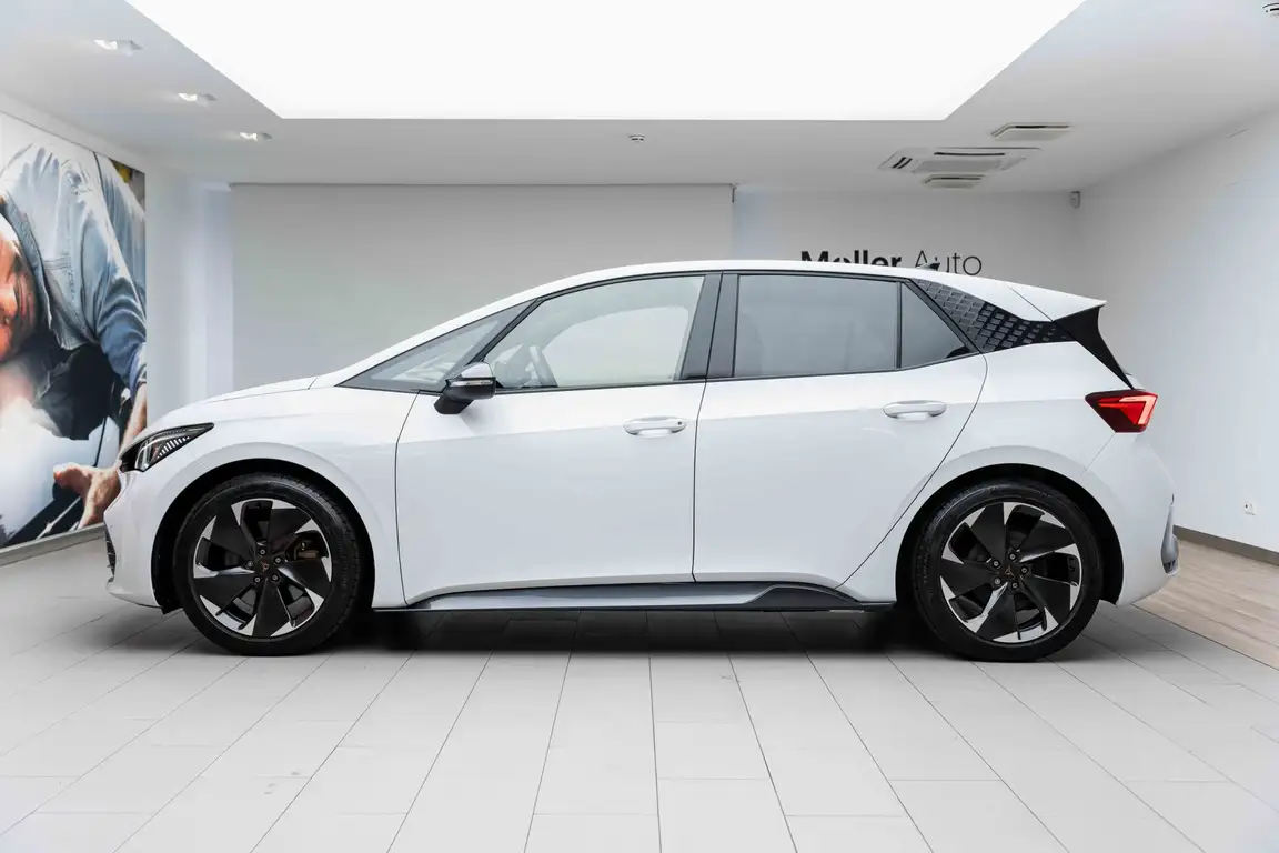 CUPRA BORN