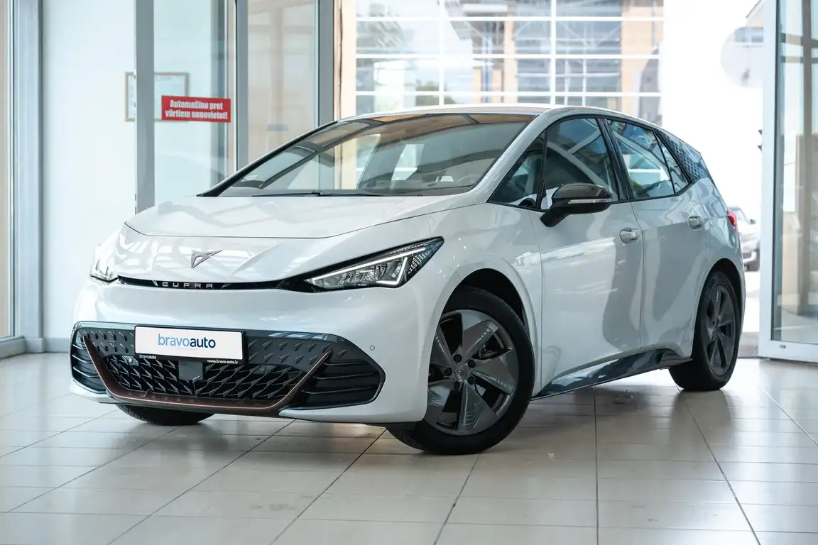 CUPRA BORN