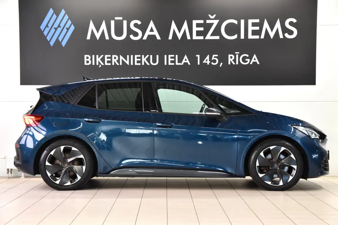 CUPRA BORN