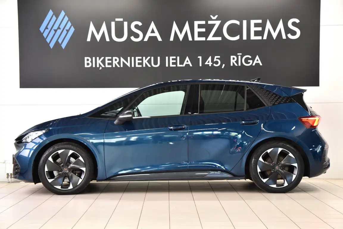 CUPRA BORN