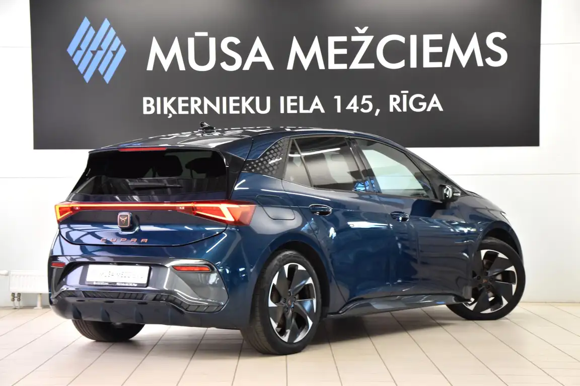 CUPRA BORN