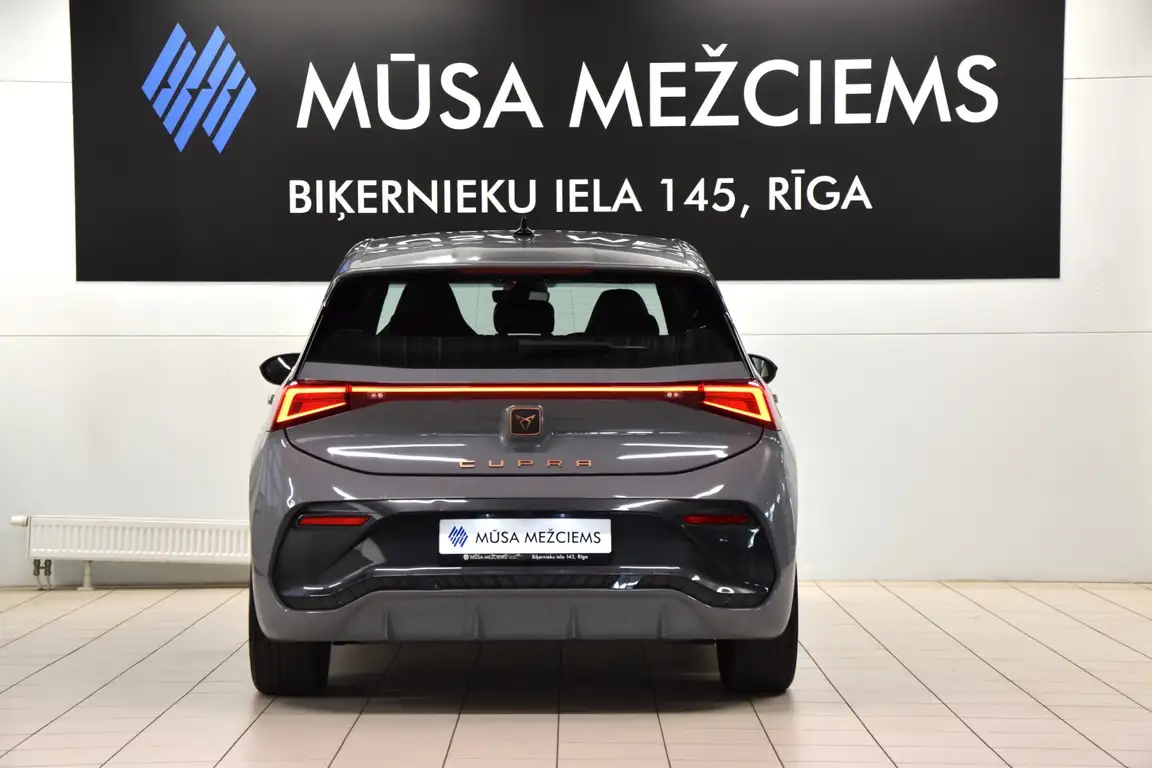 CUPRA BORN