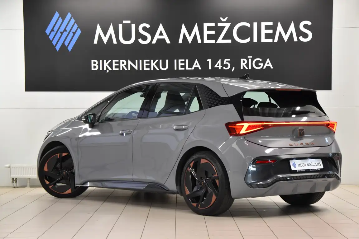 CUPRA BORN