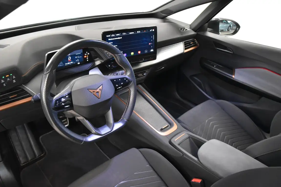 CUPRA BORN