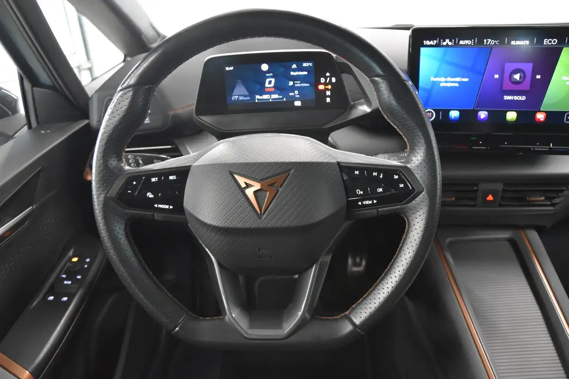 CUPRA BORN