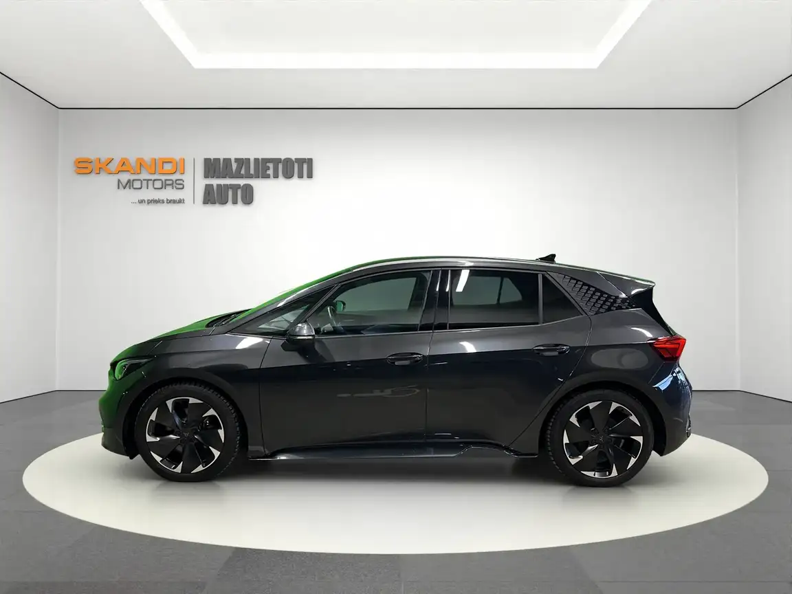 CUPRA BORN