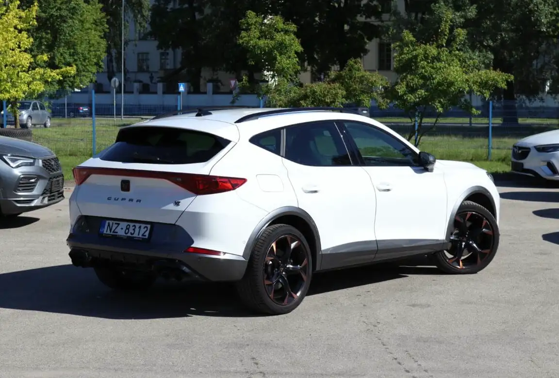 CUPRA FORMENTOR