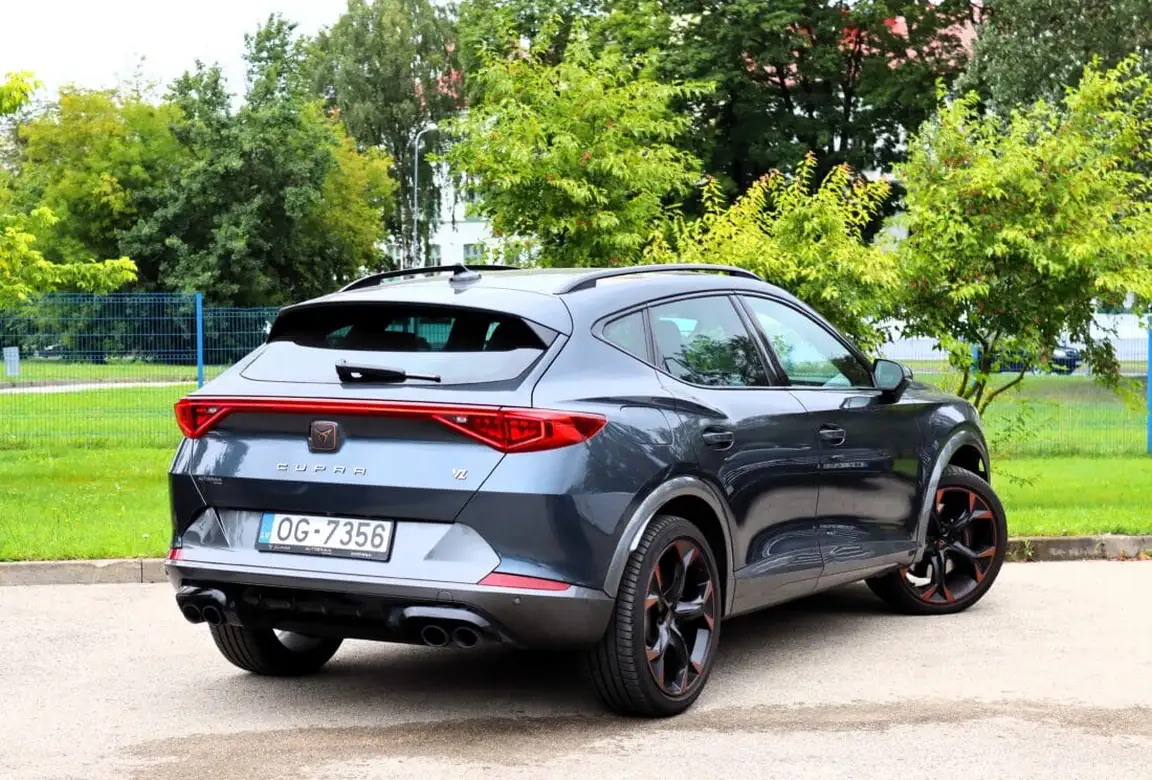 CUPRA FORMENTOR