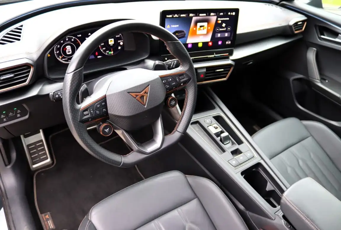 CUPRA FORMENTOR