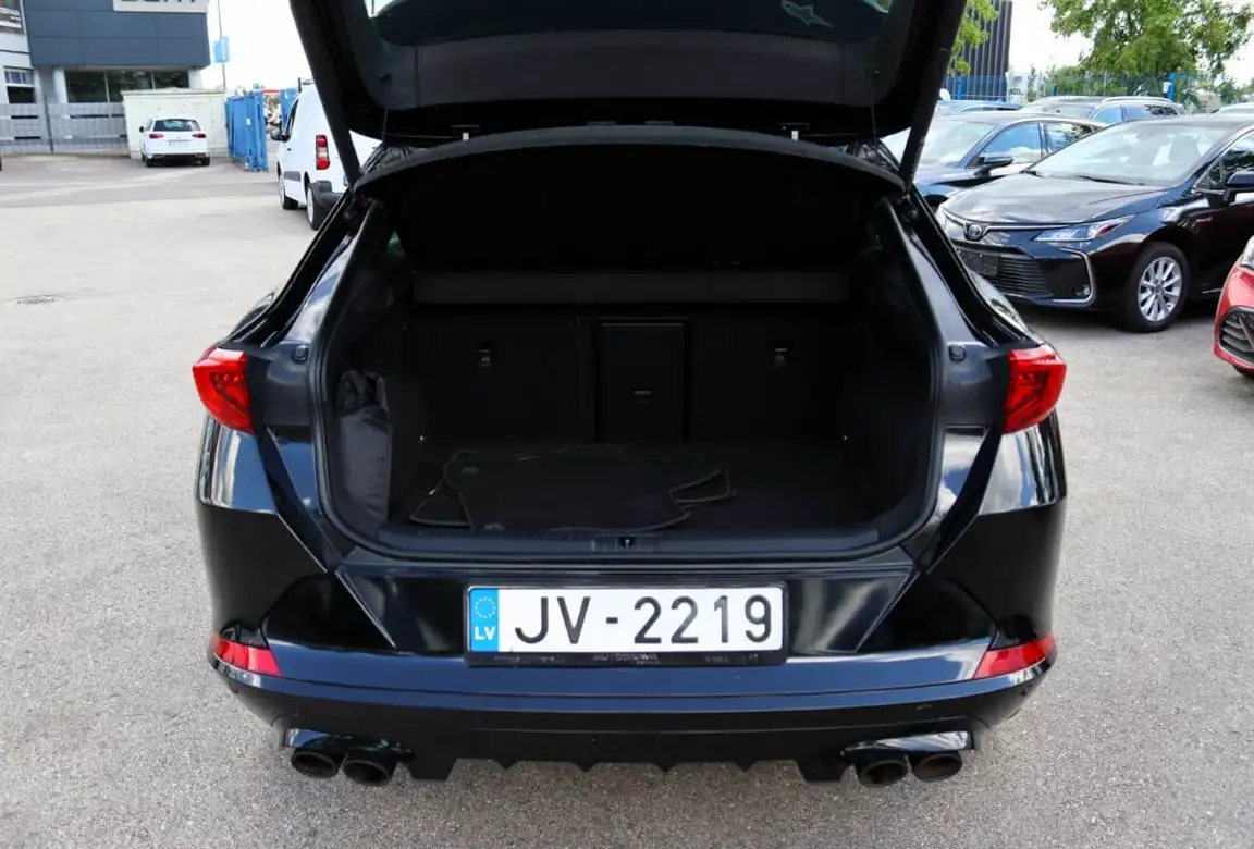CUPRA FORMENTOR