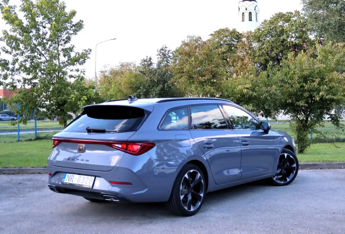 CUPRA LEON