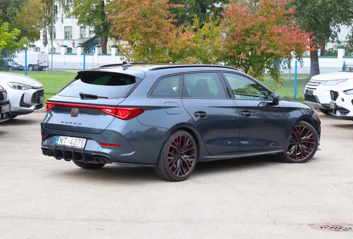 CUPRA LEON
