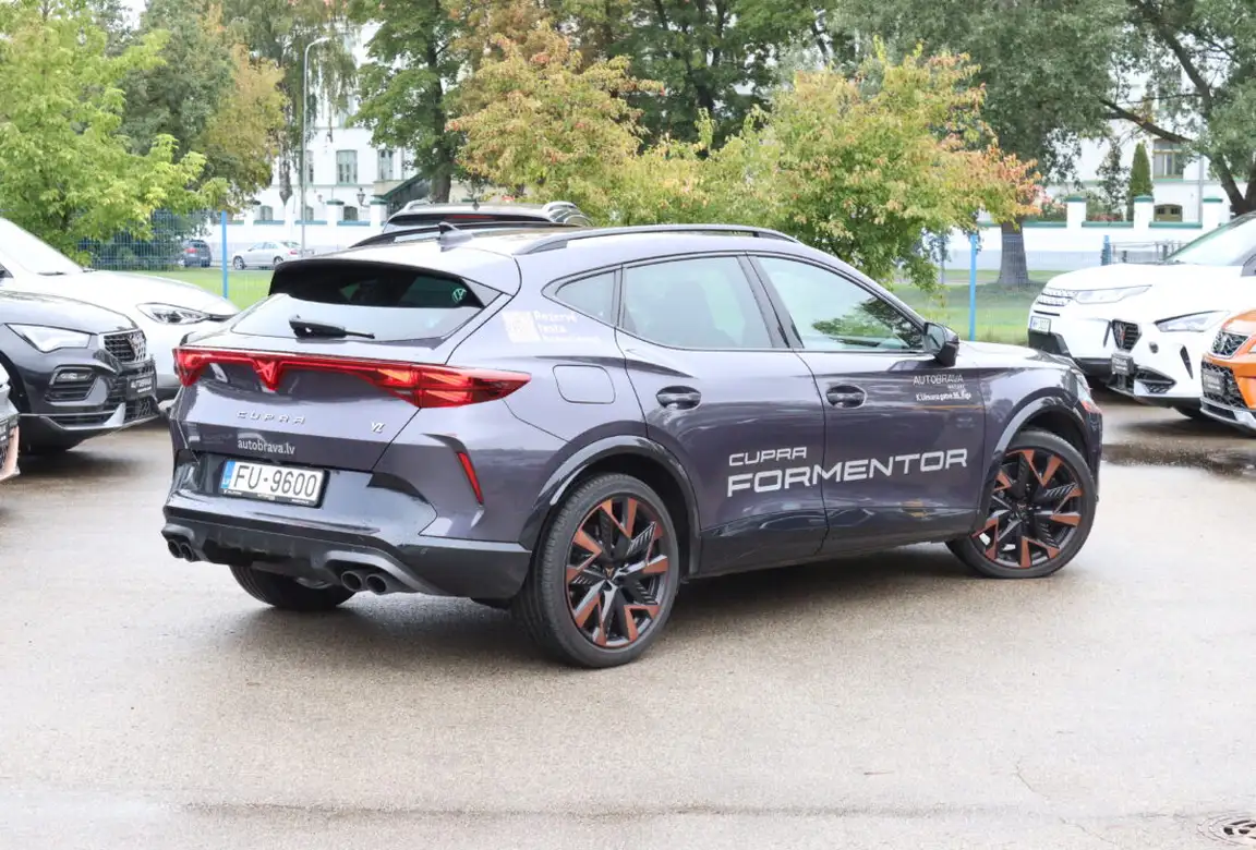 CUPRA FORMENTOR