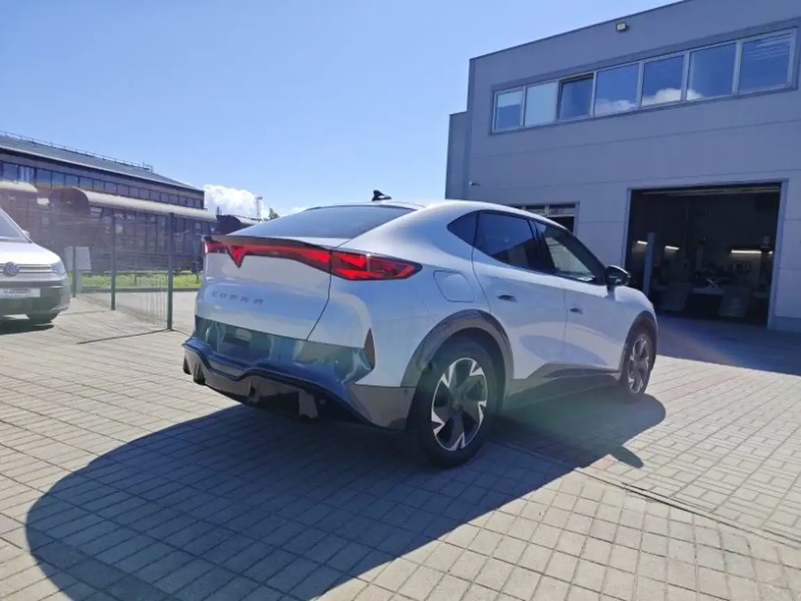 CUPRA TAVASCAN
