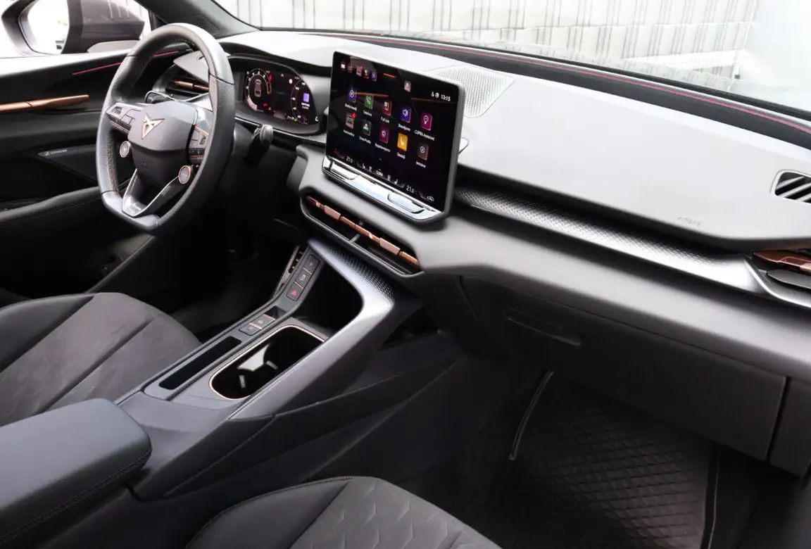 CUPRA TERRAMAR