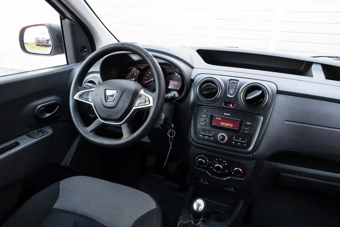 DACIA DOKKER