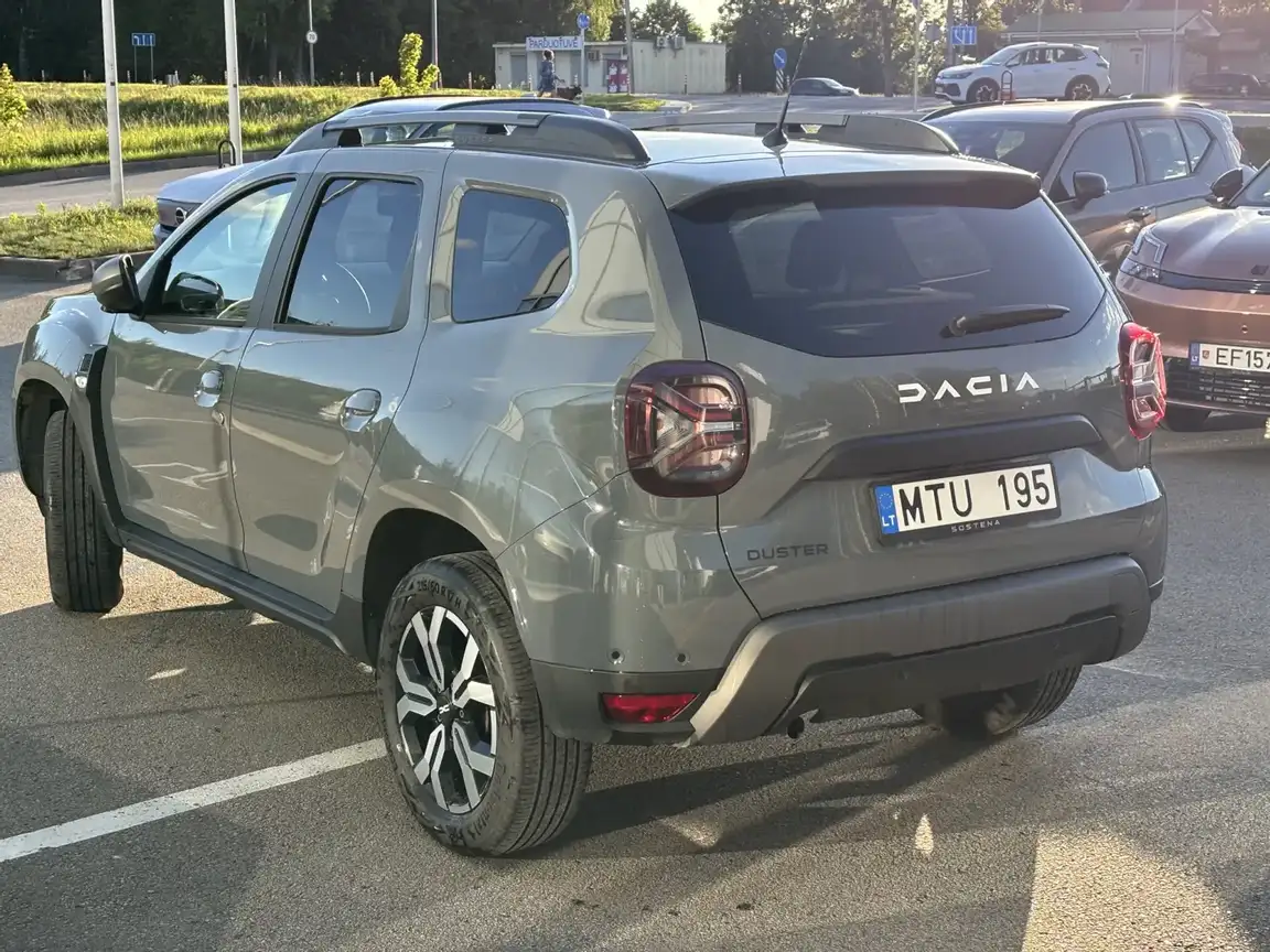 DACIA DUSTER