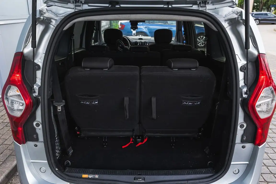DACIA LODGY