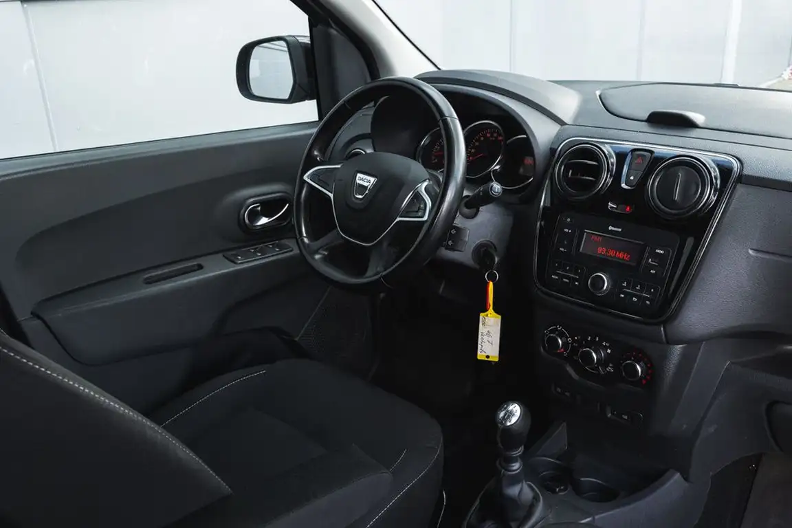 DACIA LODGY