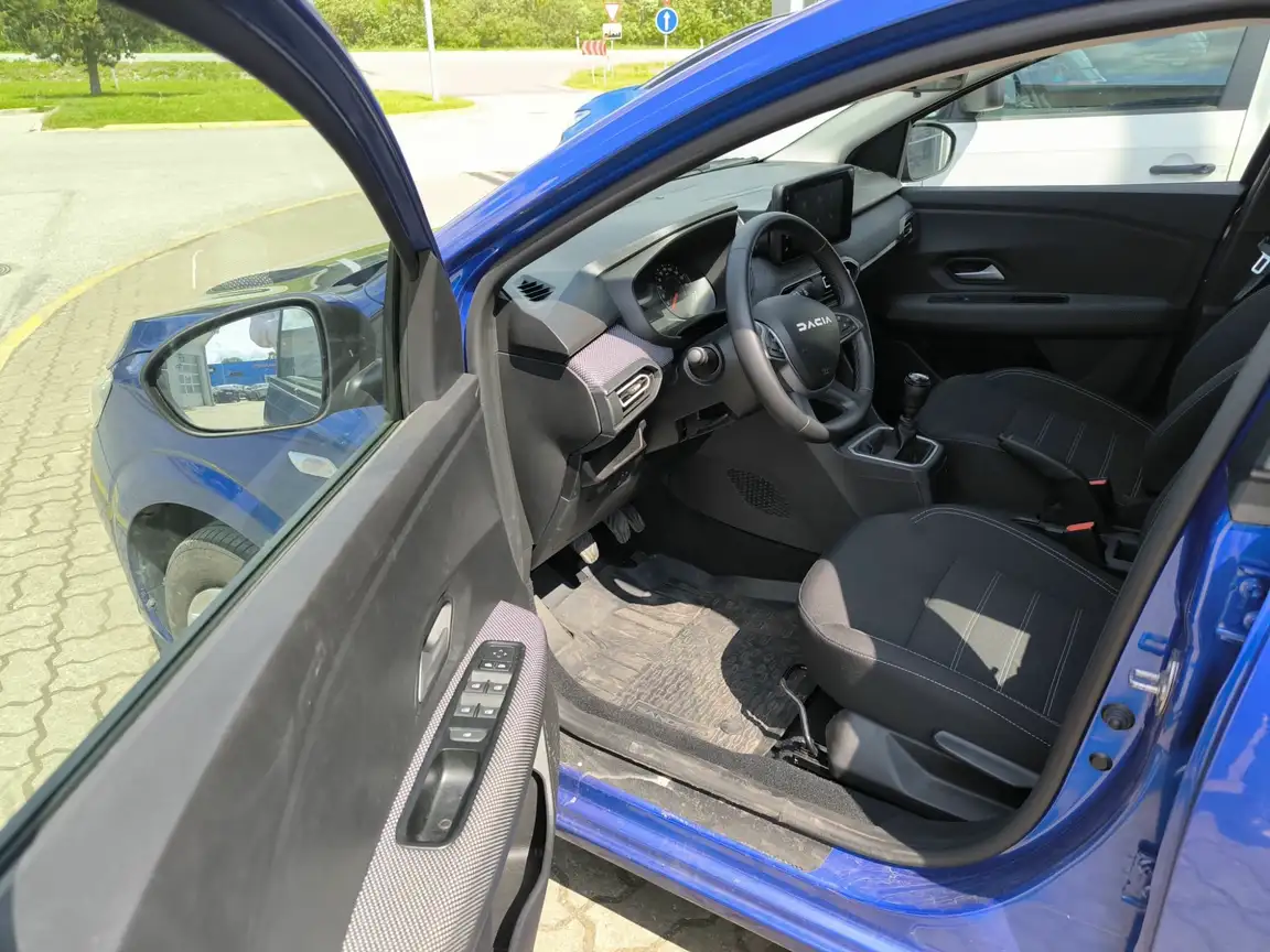DACIA SANDERO