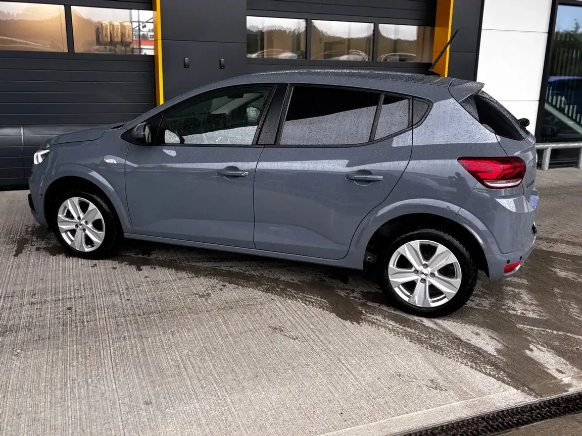 DACIA SANDERO