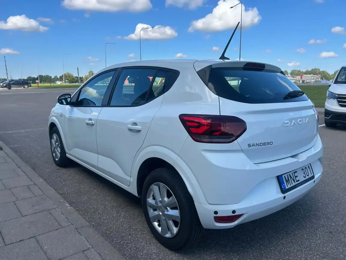 DACIA SANDERO