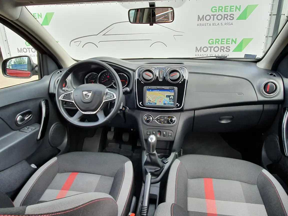 DACIA SANDERO