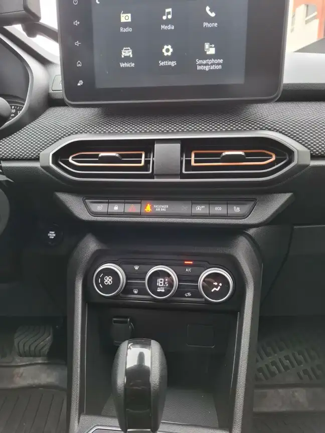 DACIA SANDERO